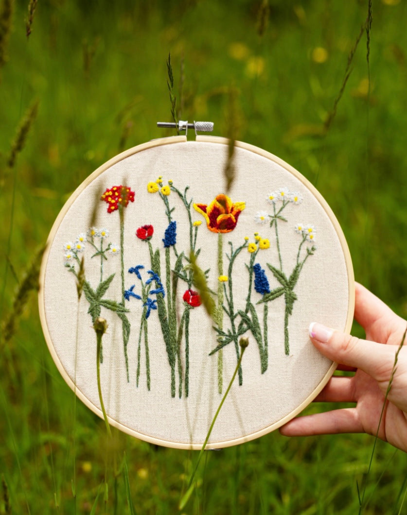 RHS In The Wild Embroidery Kit